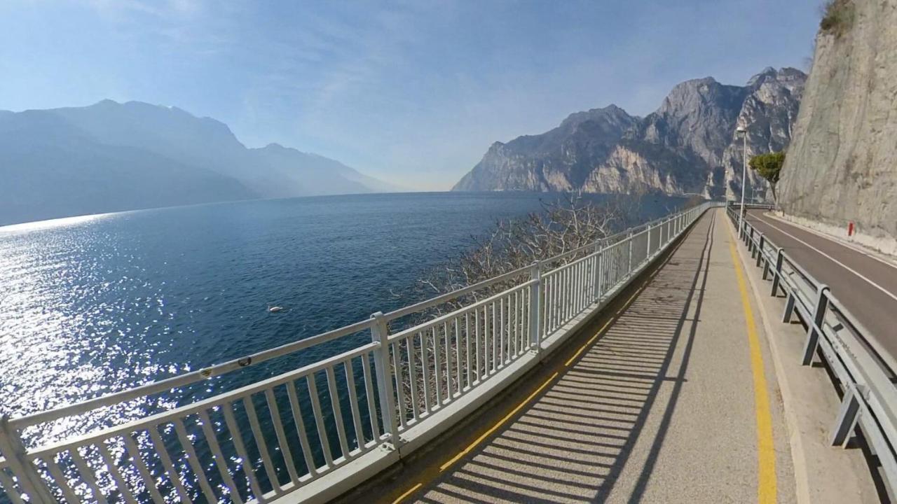 Amarillys Apartment And Rooms In Casaclima Torbole Sul Garda Eksteriør billede